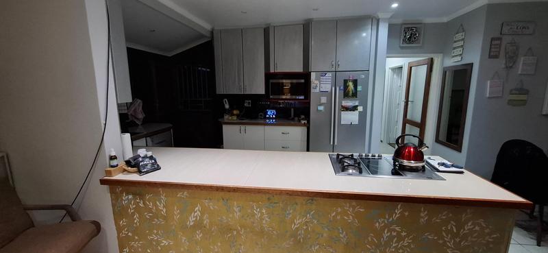 4 Bedroom Property for Sale in Bothasig Western Cape